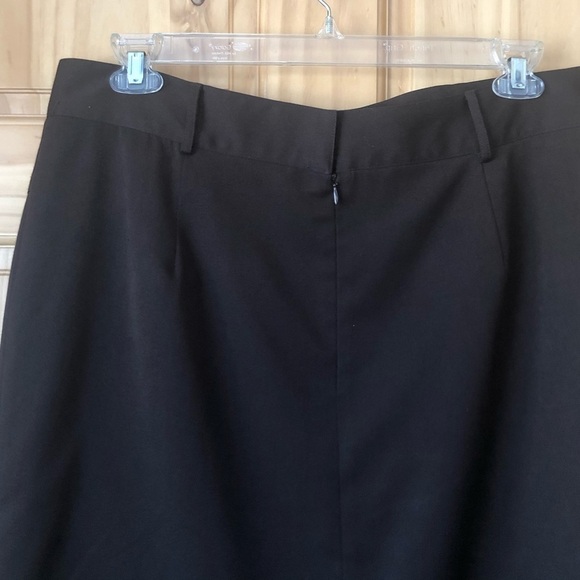 Norton McNaughton Slit Back Stretch Skirt Plus Size 16 - Picture 8 of 10